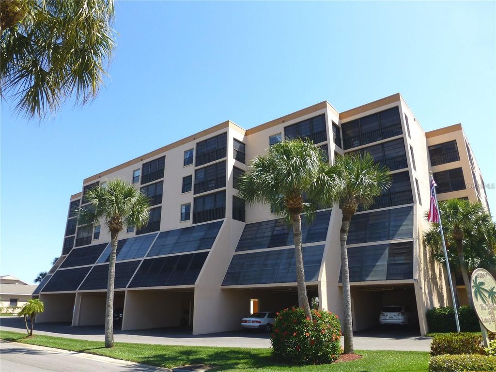 Photo of 9860 62nd Terrace N #1014, St Petersburg, FL 33708 (MLS # TB8459048)