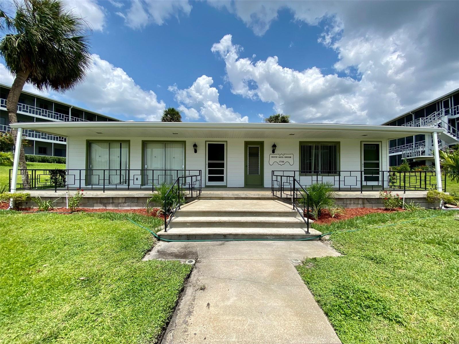 WINTER HAVEN HARBOUR APTS CONDO - Residential