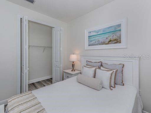 COTTAGES OF VENICE - Residential