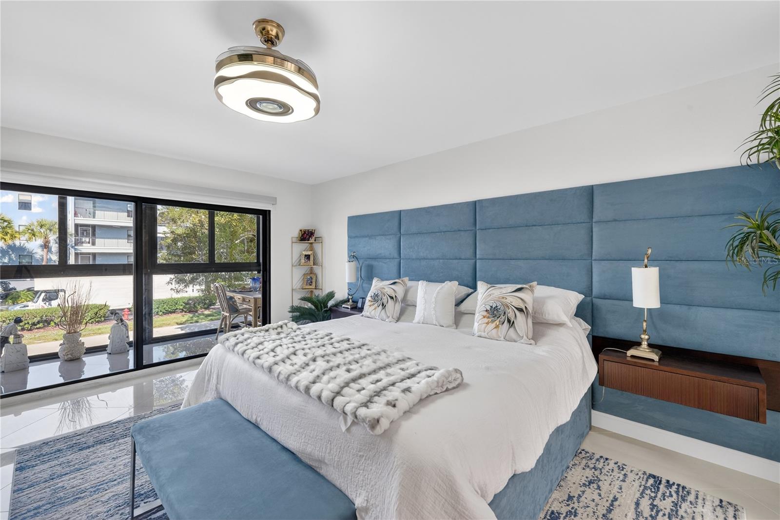 ISLES CLUB - Residential