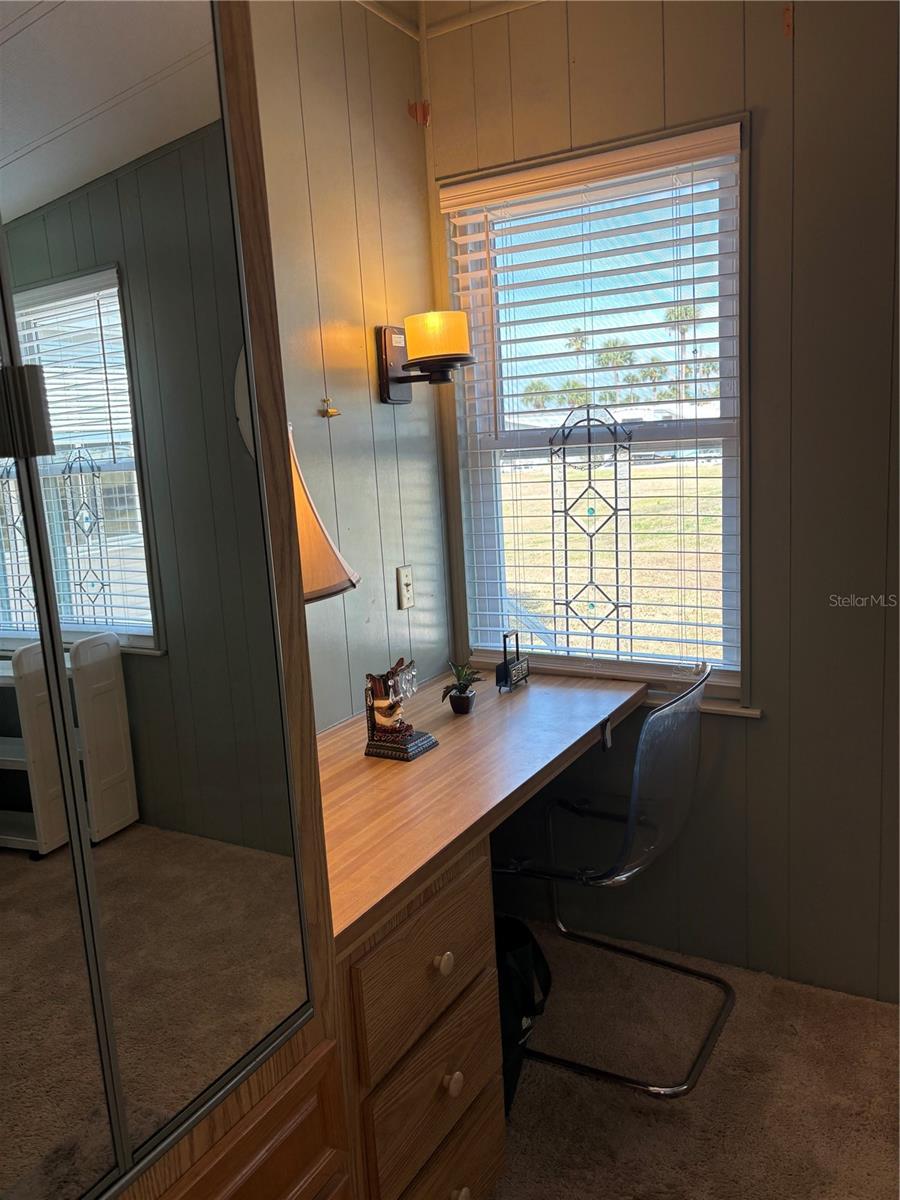 OUTDOOR RES/AMERICA - Residential