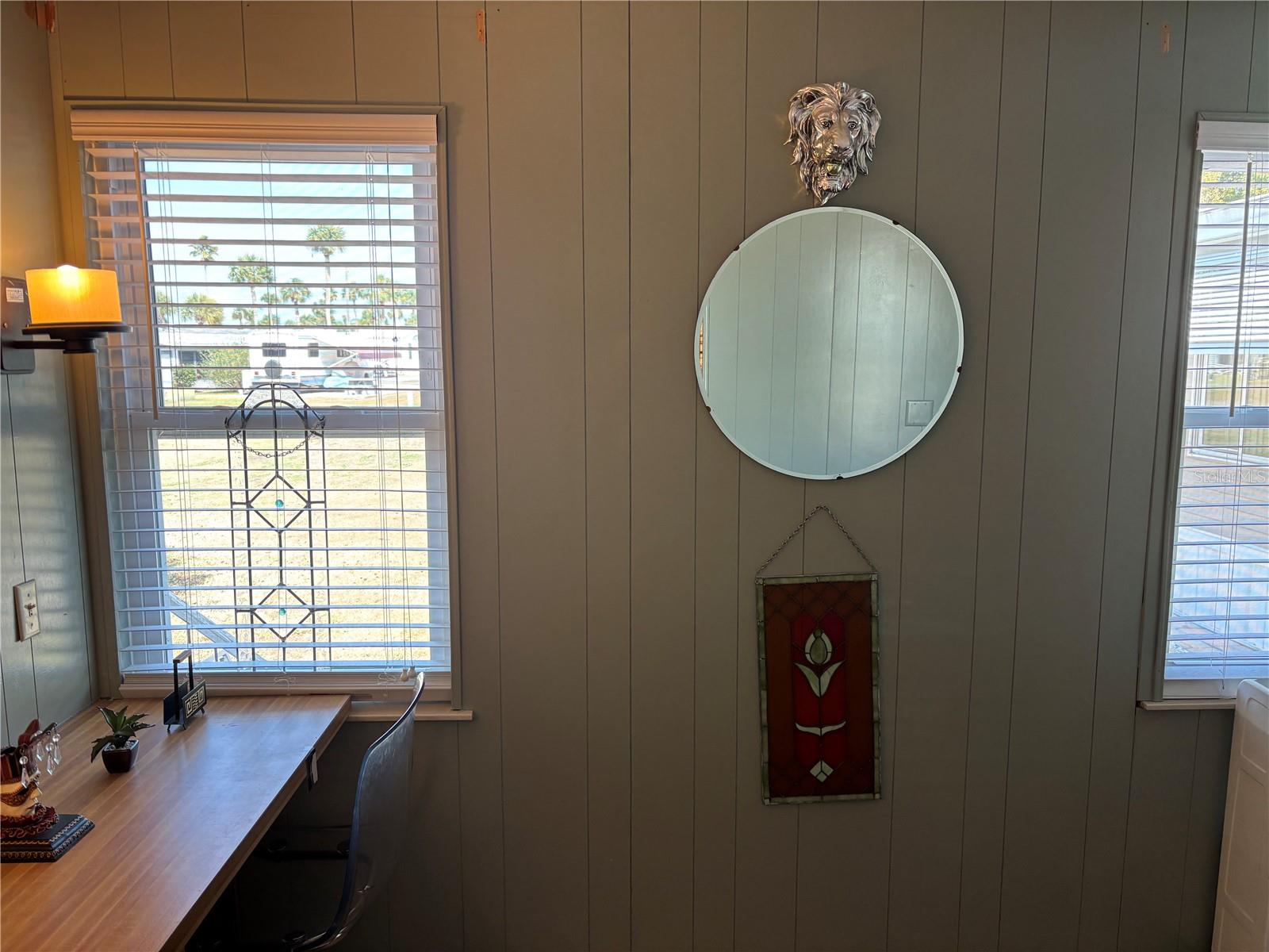 OUTDOOR RES/AMERICA - Residential