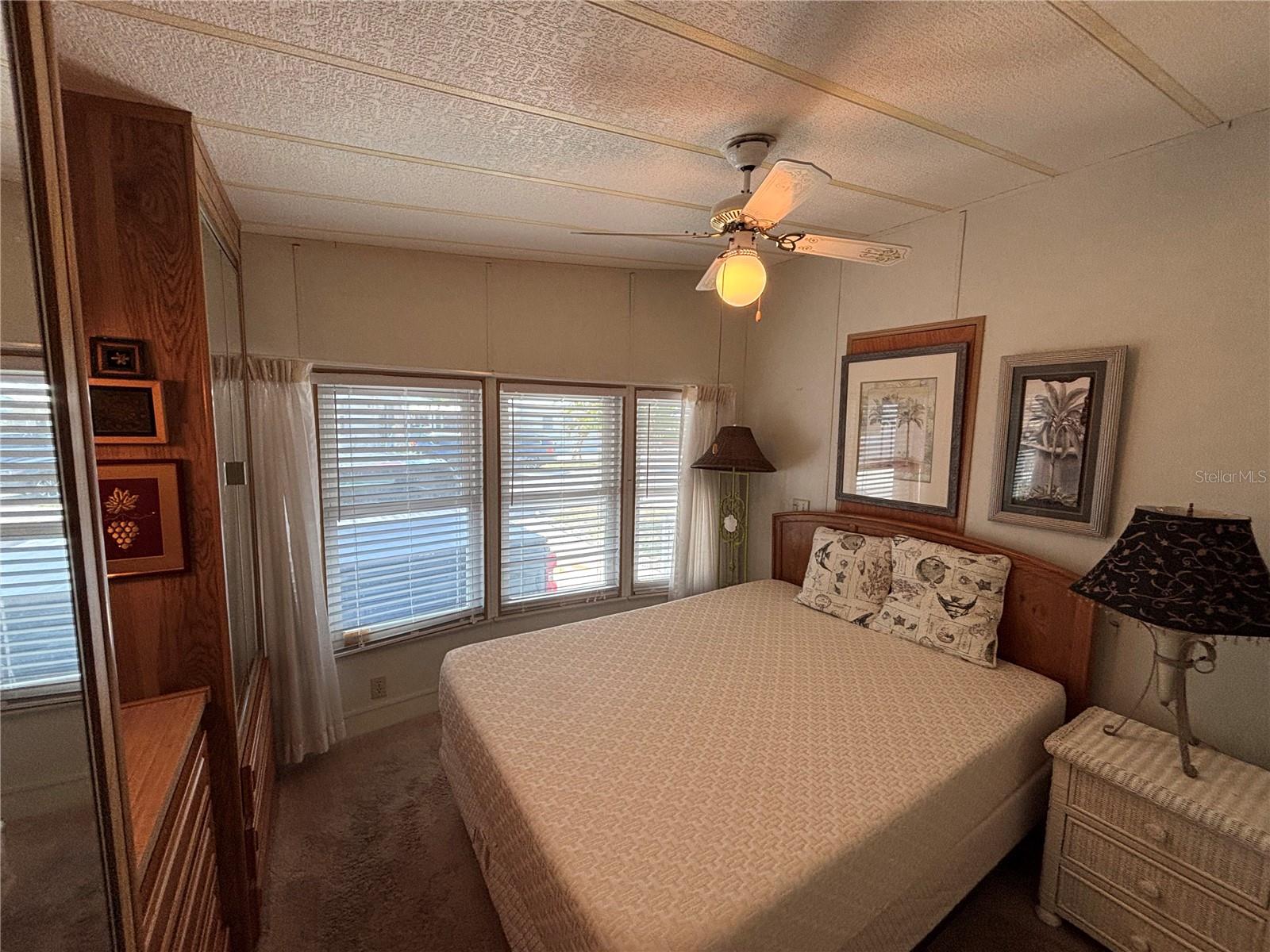 OUTDOOR RES/AMERICA - Residential