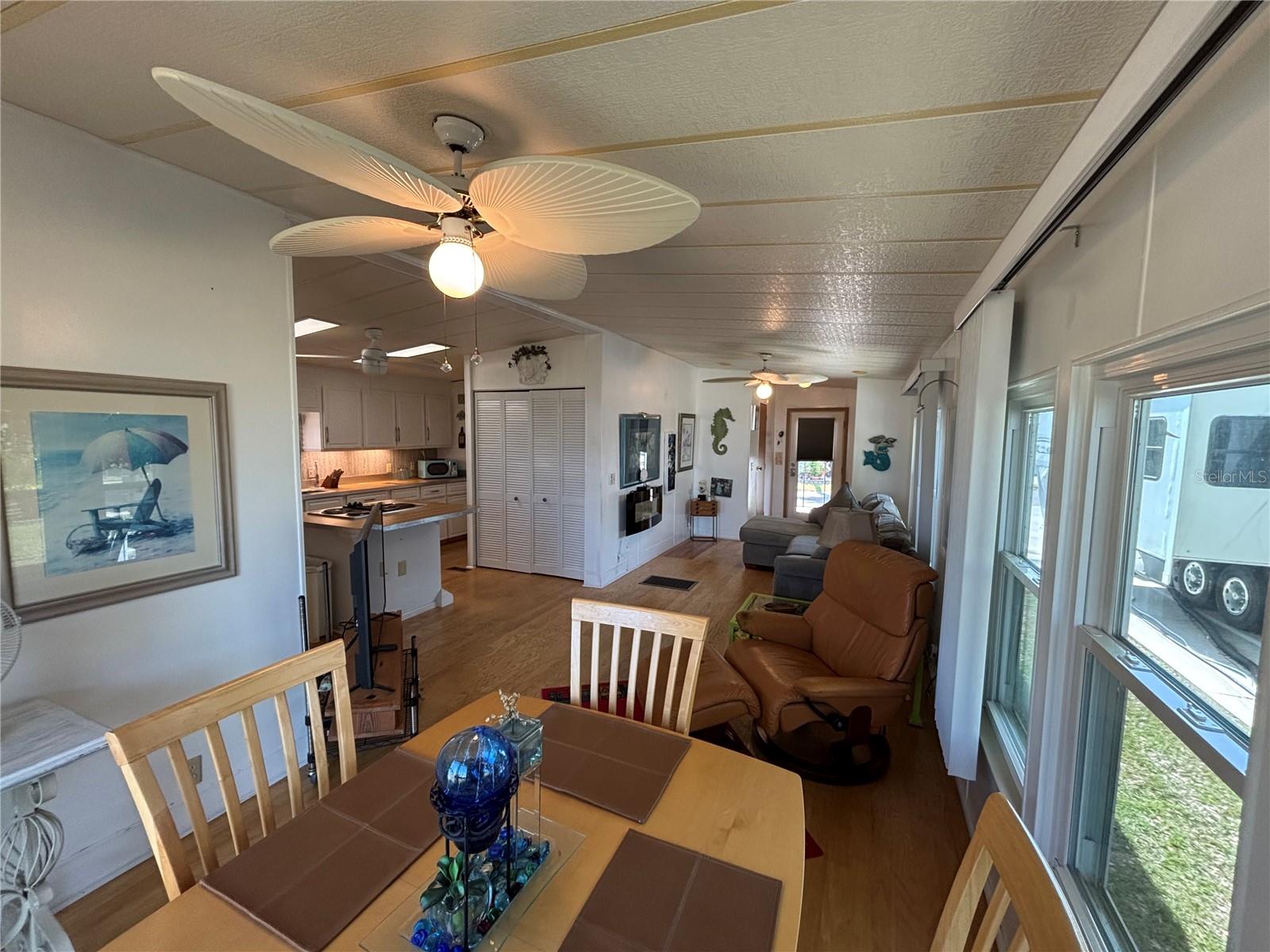 OUTDOOR RES/AMERICA - Residential