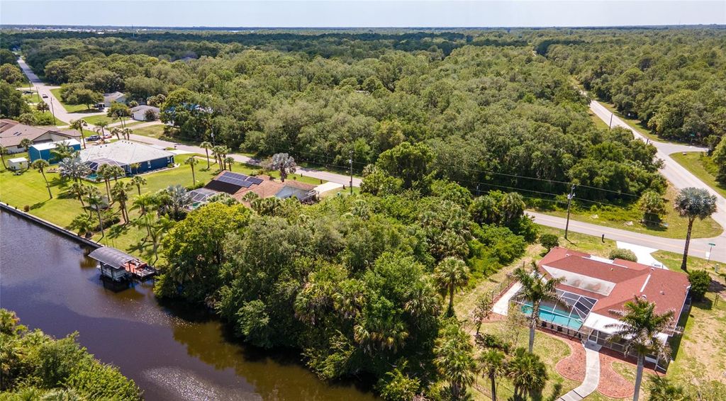 Photo of 1020 Eppinger Drive, Port Charlotte, FL 33953 (MLS # D6139420)
