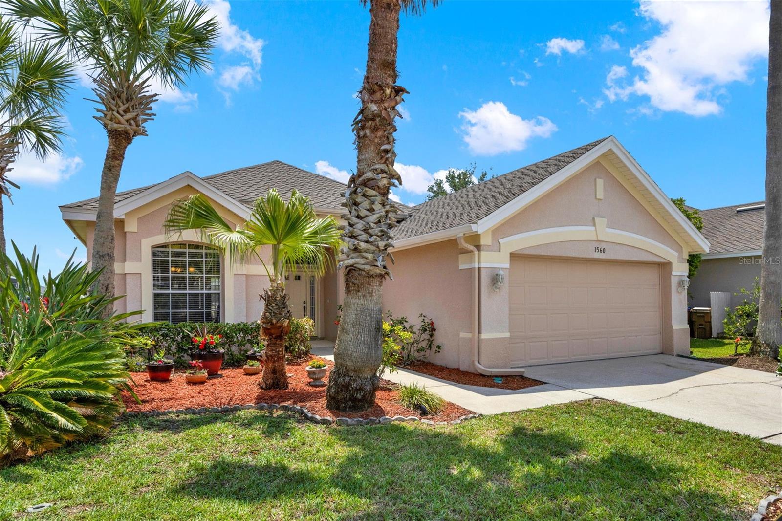 1560 THE OAKS BOULEVARD