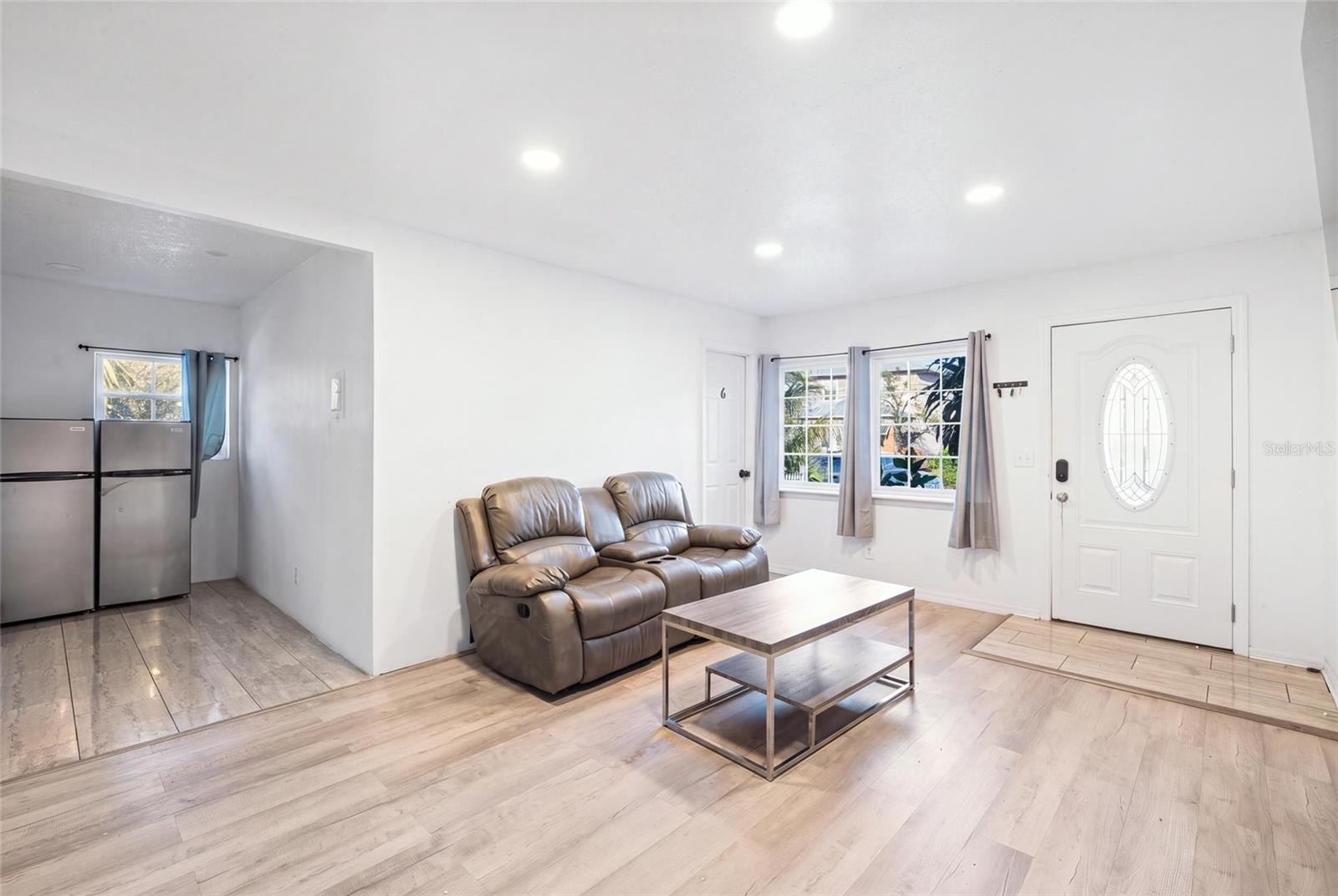 2227 19TH STREET S
