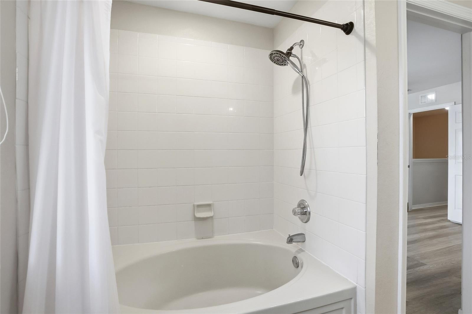 REGAL PALMS AT HIGHLAND RESERVE PH 04 - Residential