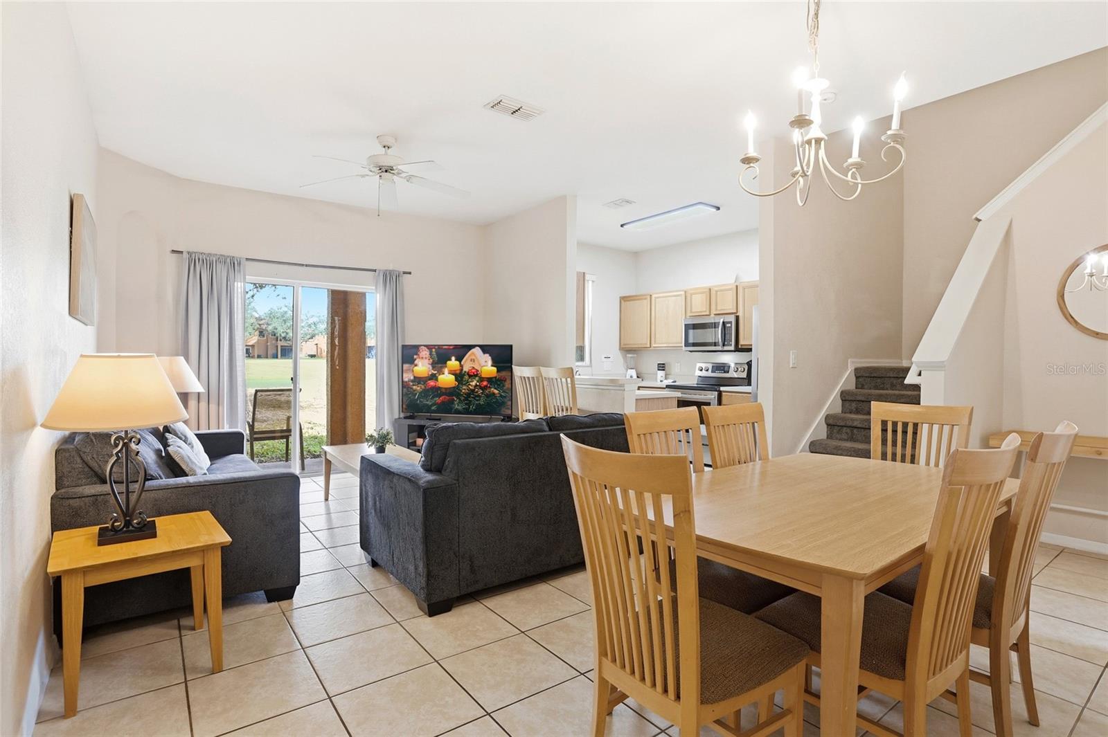 REGAL PALMS AT HIGHLAND RESERVE PH 04 - Residential