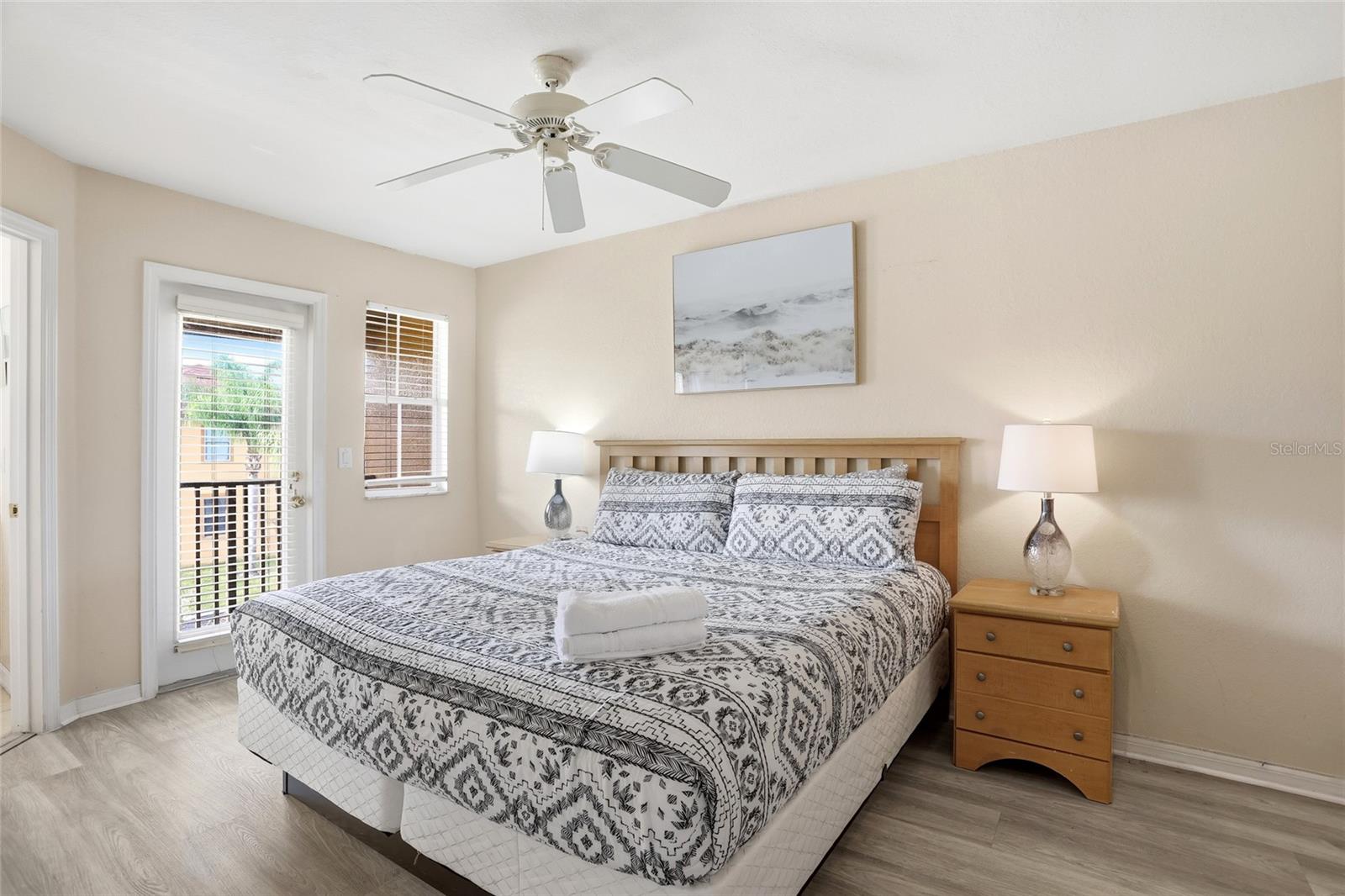 REGAL PALMS AT HIGHLAND RESERVE PH 04 - Residential