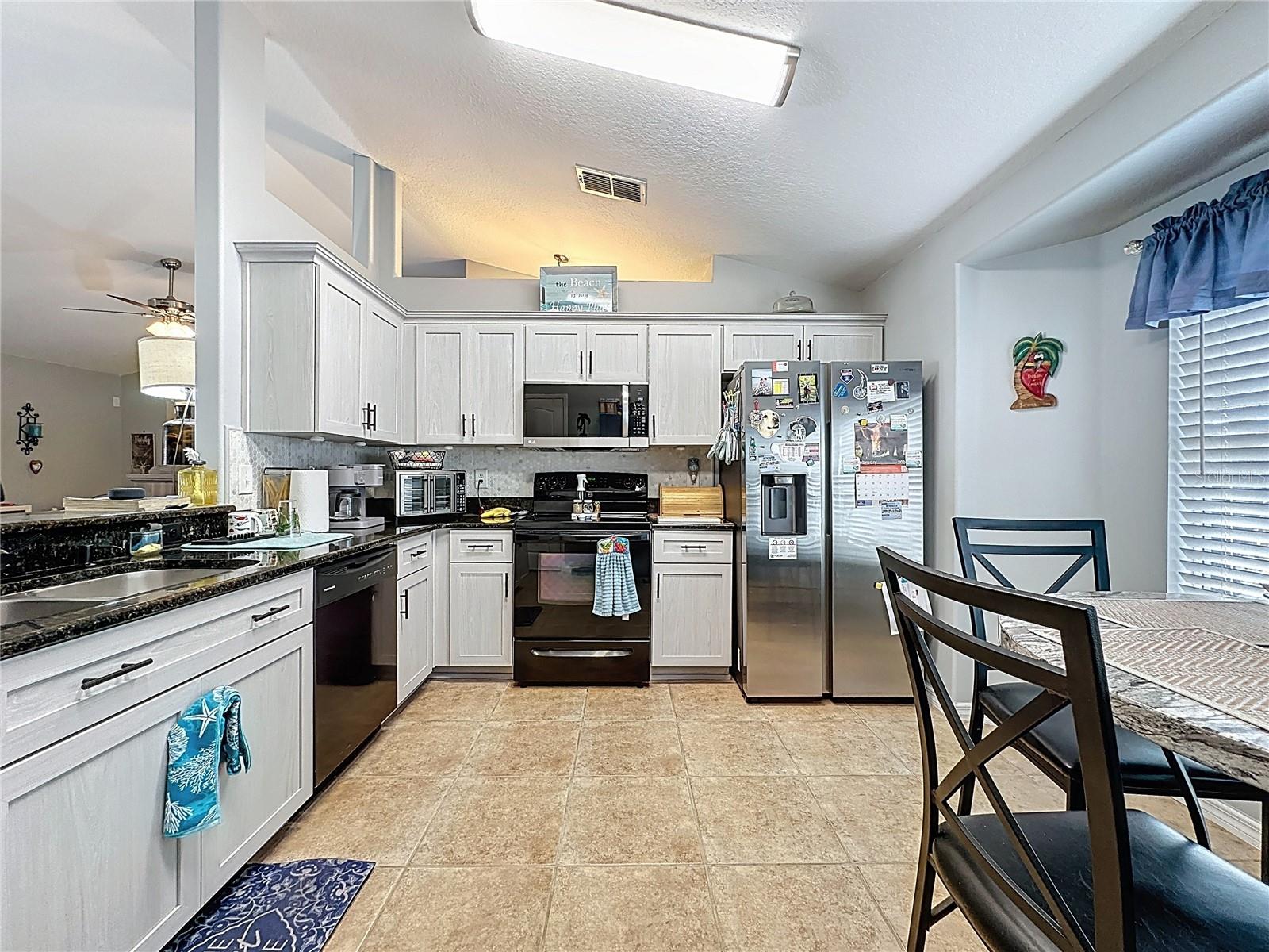 LAKE DOUGLAS LANDING - Residential