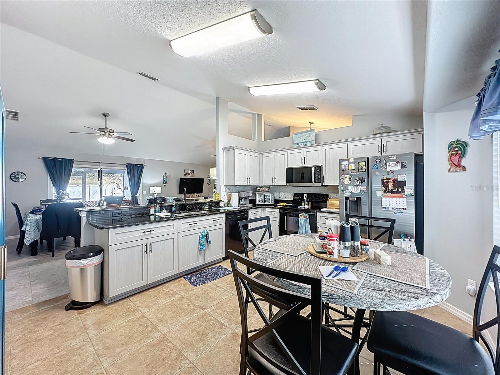 LAKE DOUGLAS LANDING - Residential