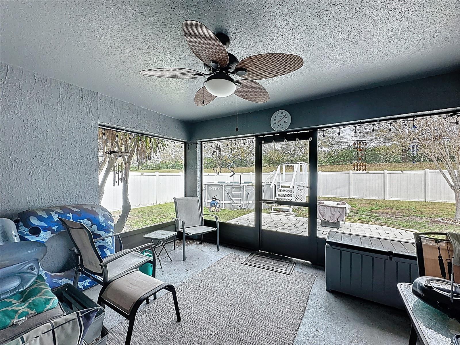 LAKE DOUGLAS LANDING - Residential