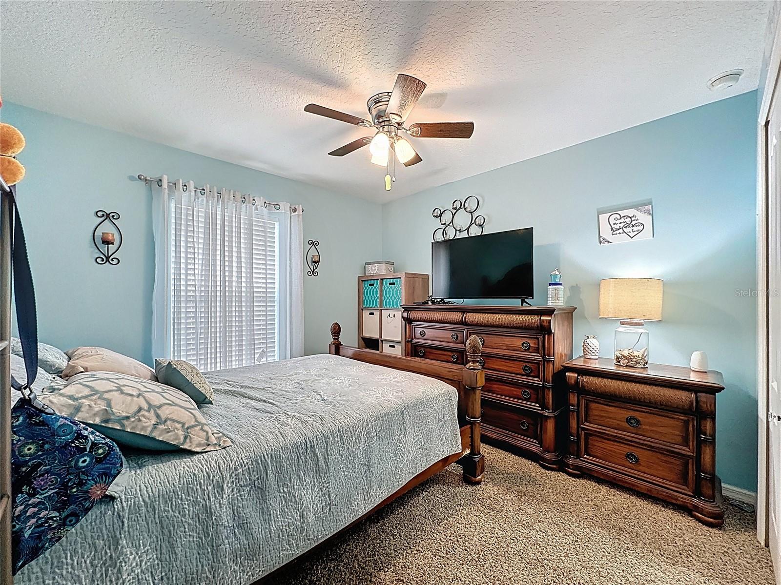 LAKE DOUGLAS LANDING - Residential