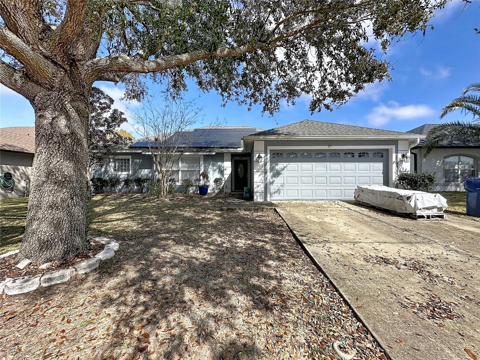 LAKE DOUGLAS LANDING - Residential