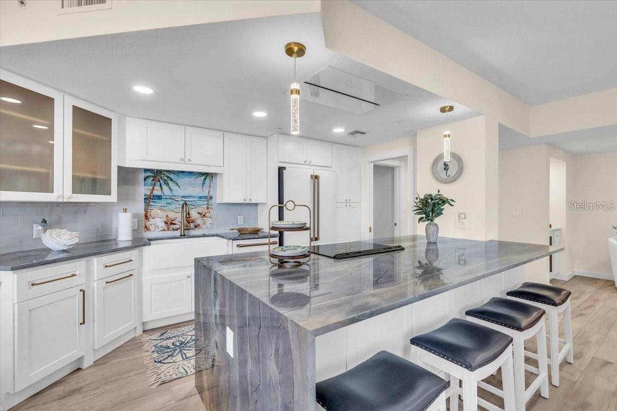 1211 GULF OF MEXICO DRIVE 403