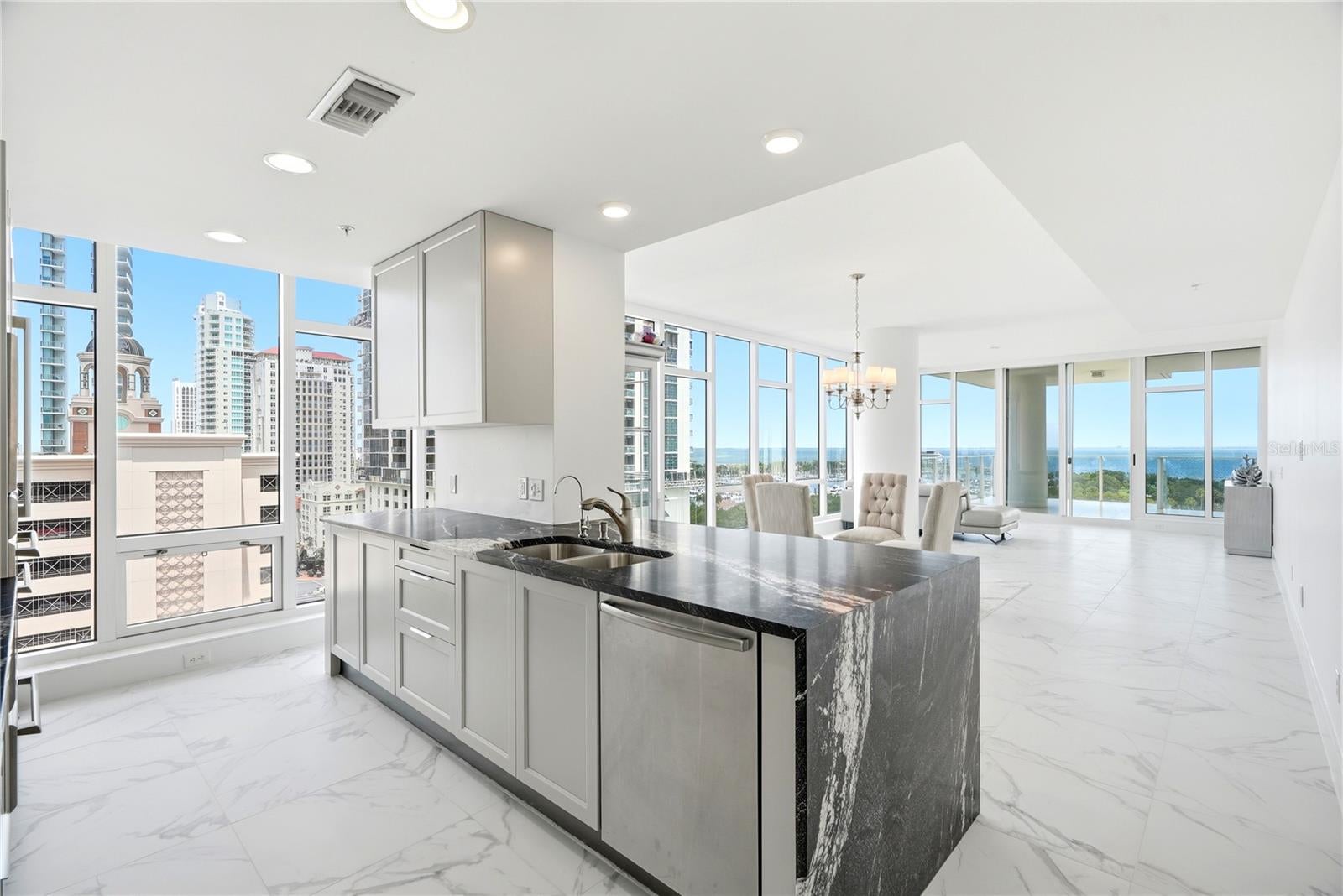 175 1ST STREET S 1008