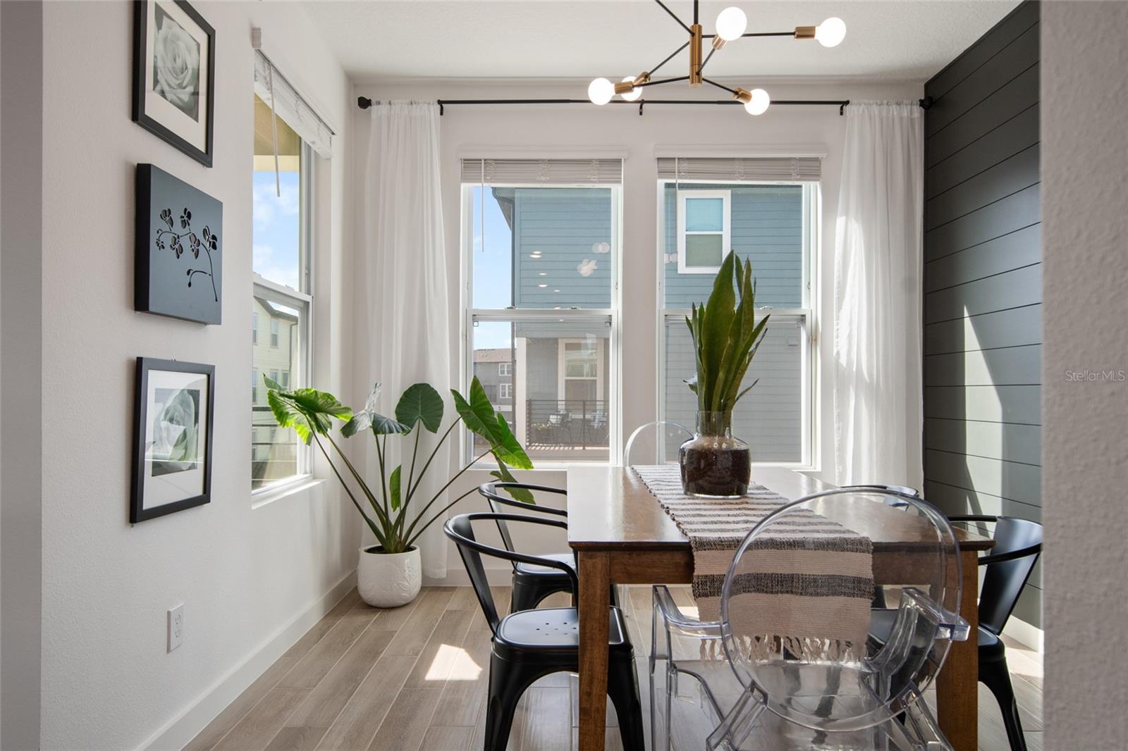 LAUREATE PARK NBRHD CENTER PH 3 - Residential