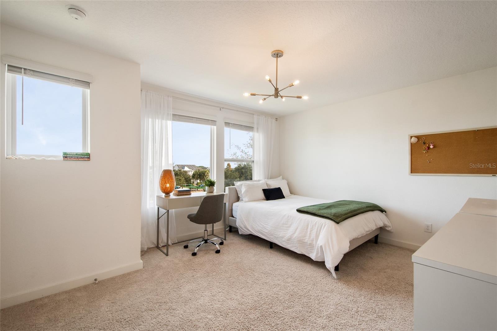 LAUREATE PARK NBRHD CENTER PH 3 - Residential