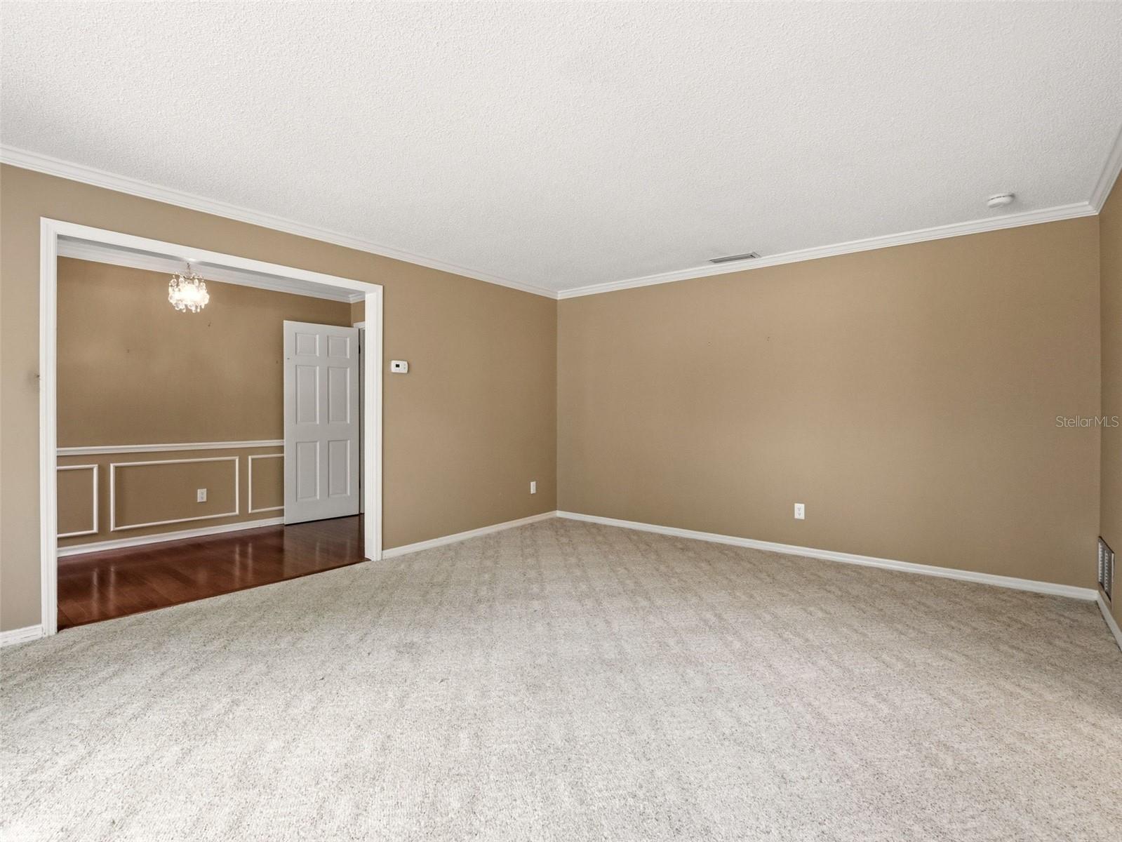 SOUTHERN OAKS - Residential