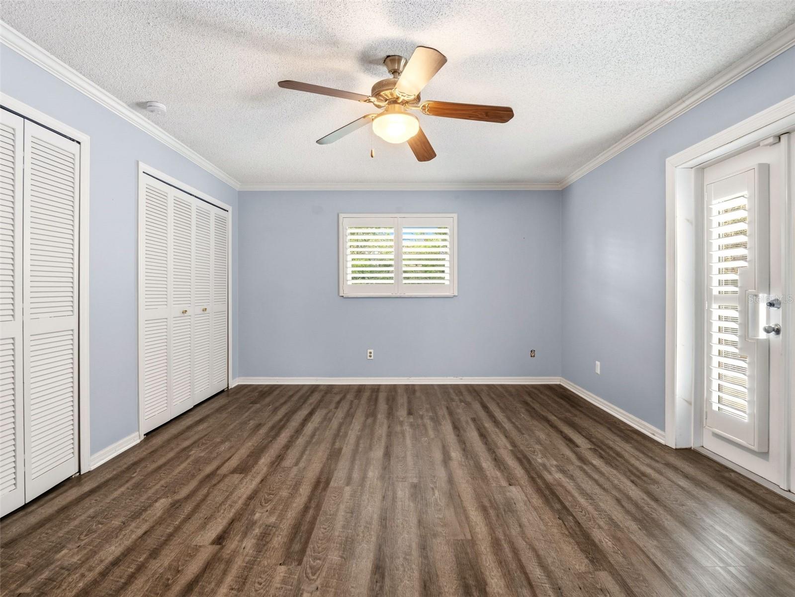 SOUTHERN OAKS - Residential