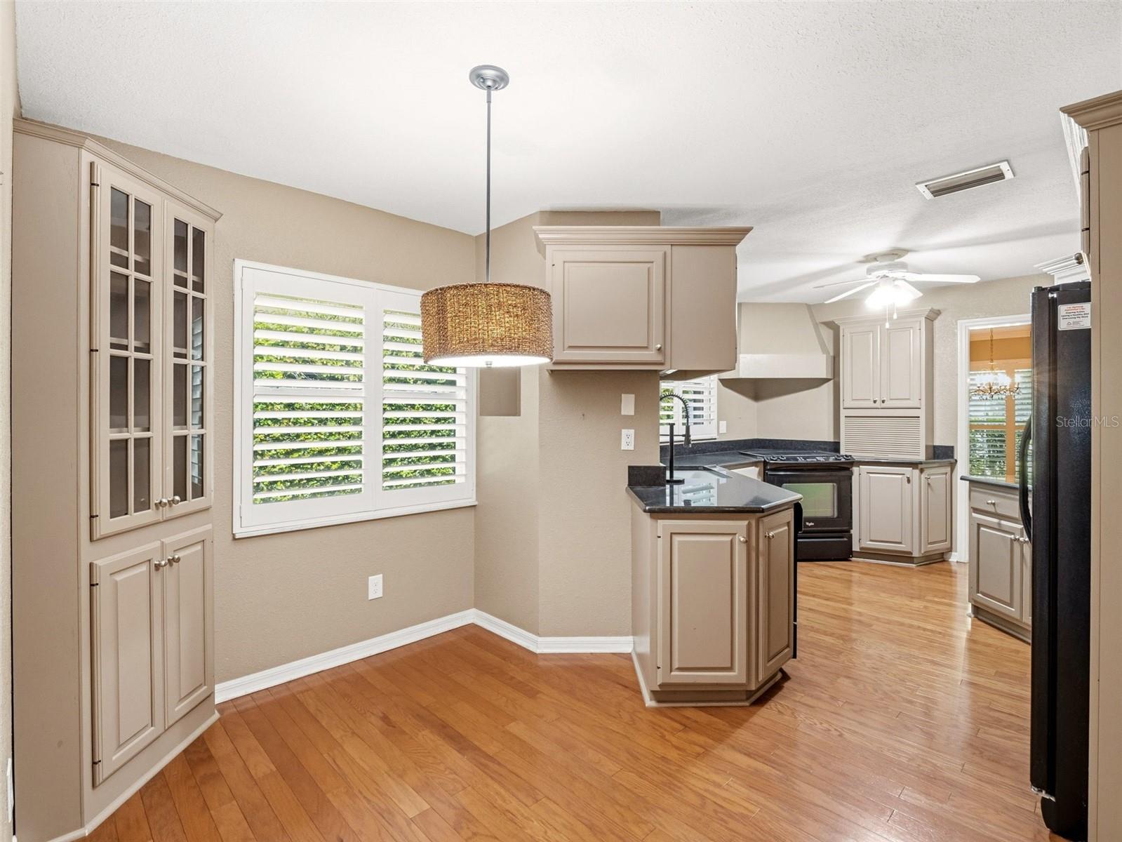 SOUTHERN OAKS - Residential