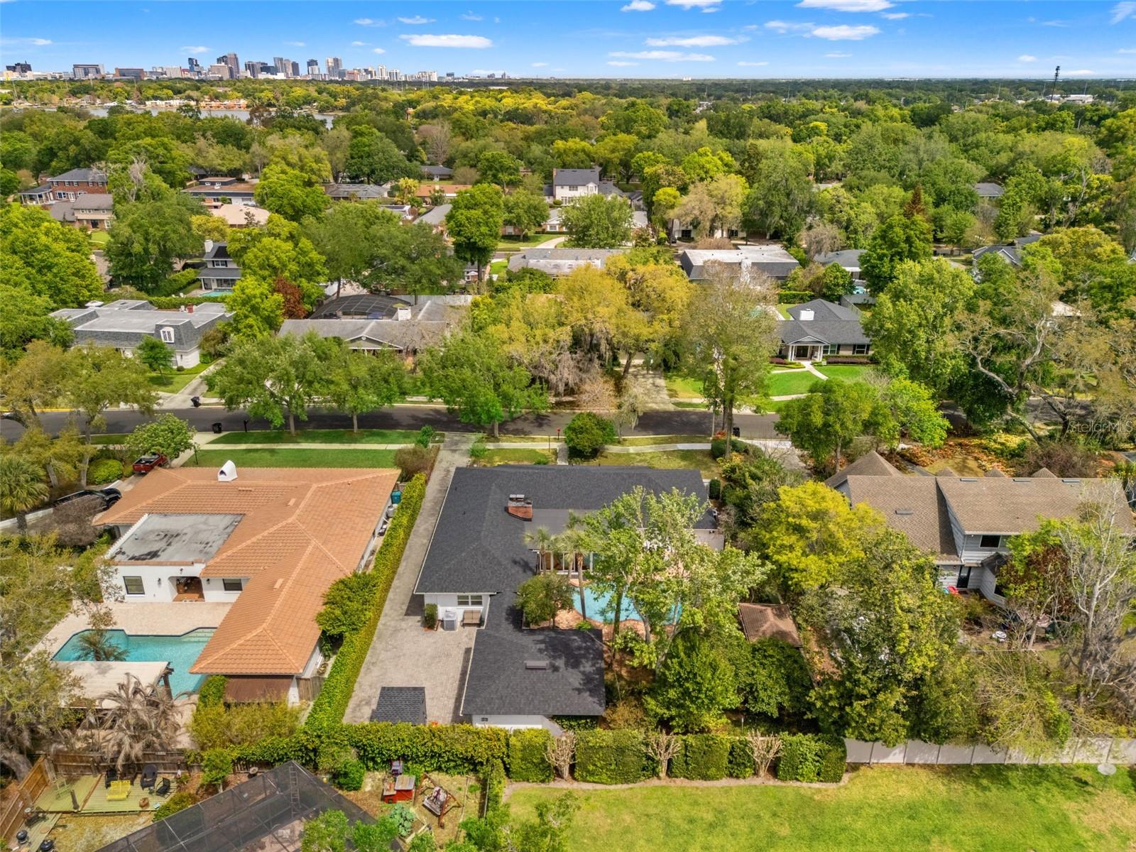 SOUTHERN OAKS - Residential