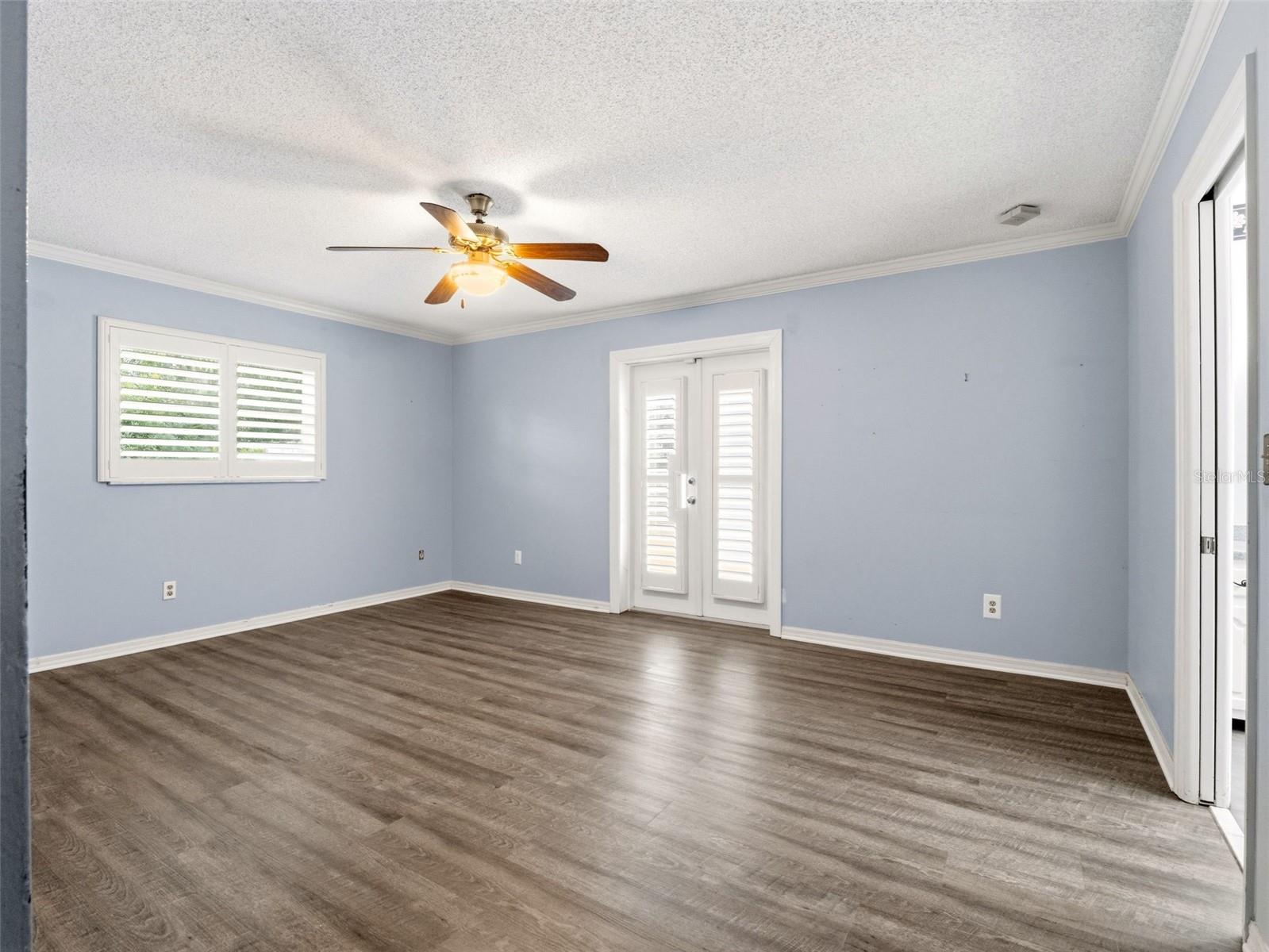 SOUTHERN OAKS - Residential
