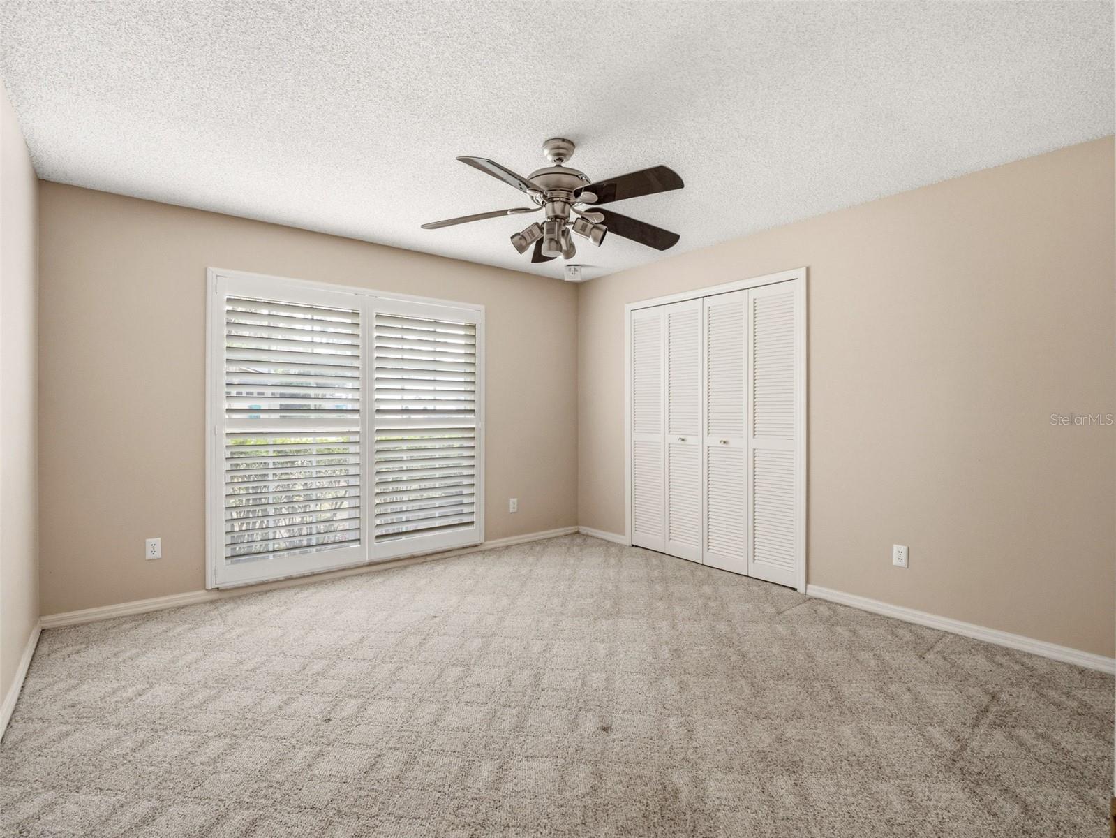 SOUTHERN OAKS - Residential