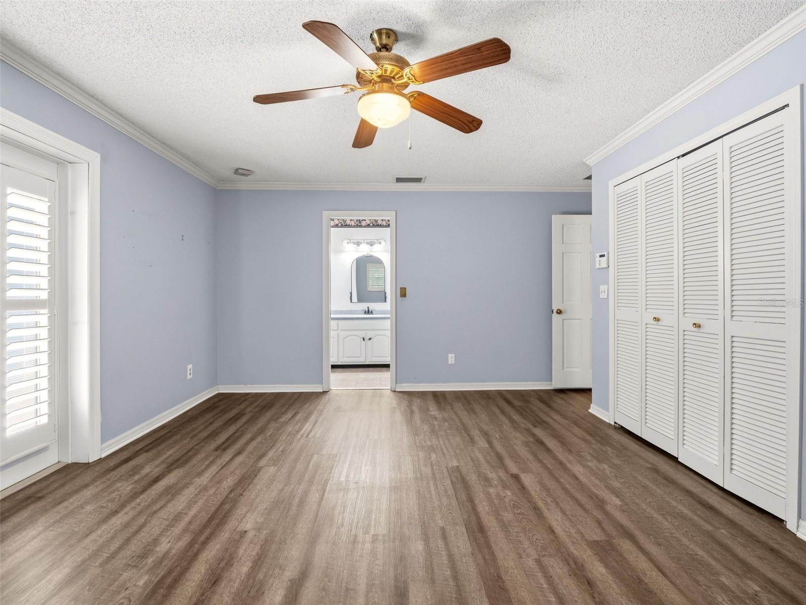SOUTHERN OAKS - Residential