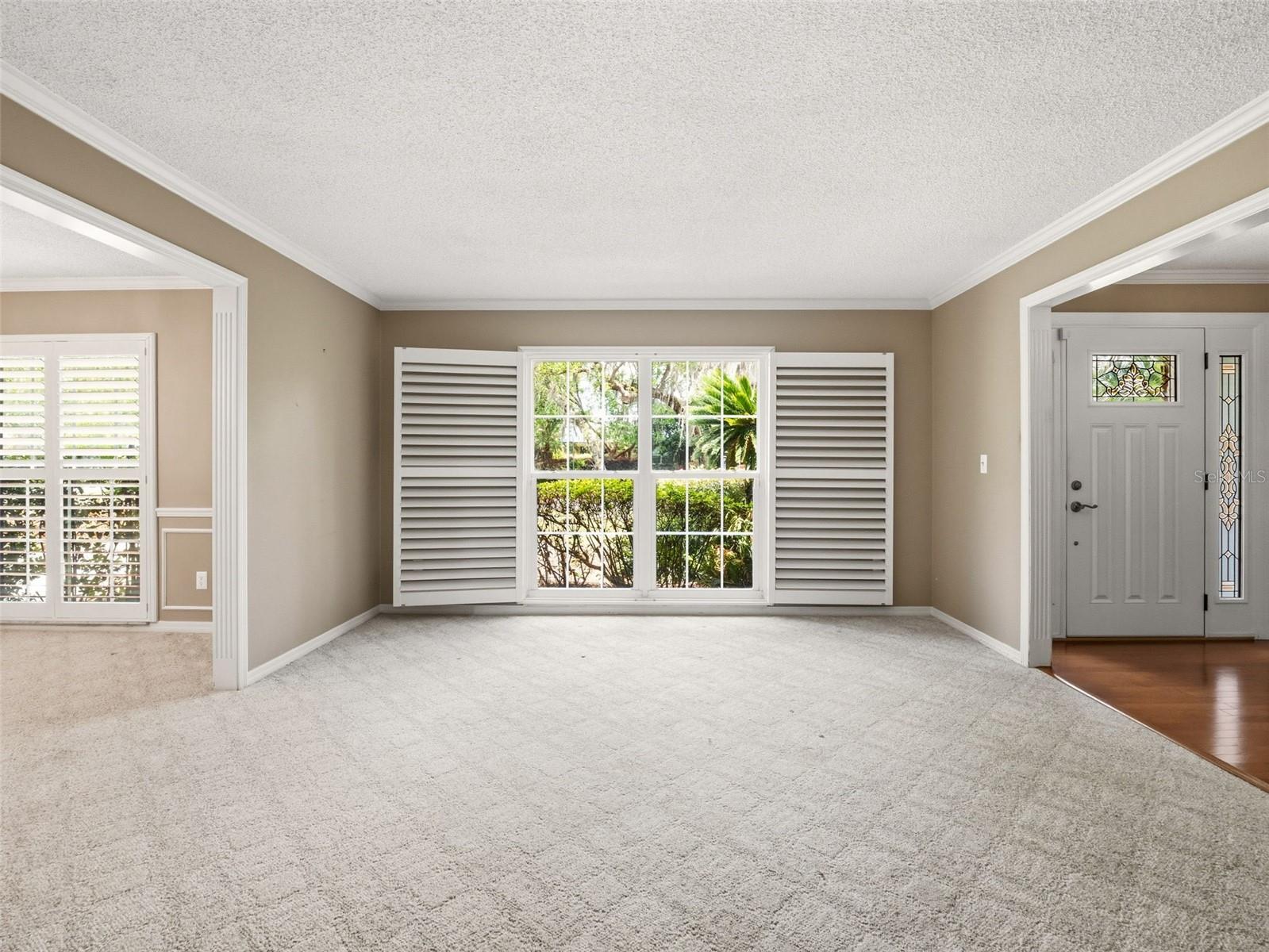 SOUTHERN OAKS - Residential