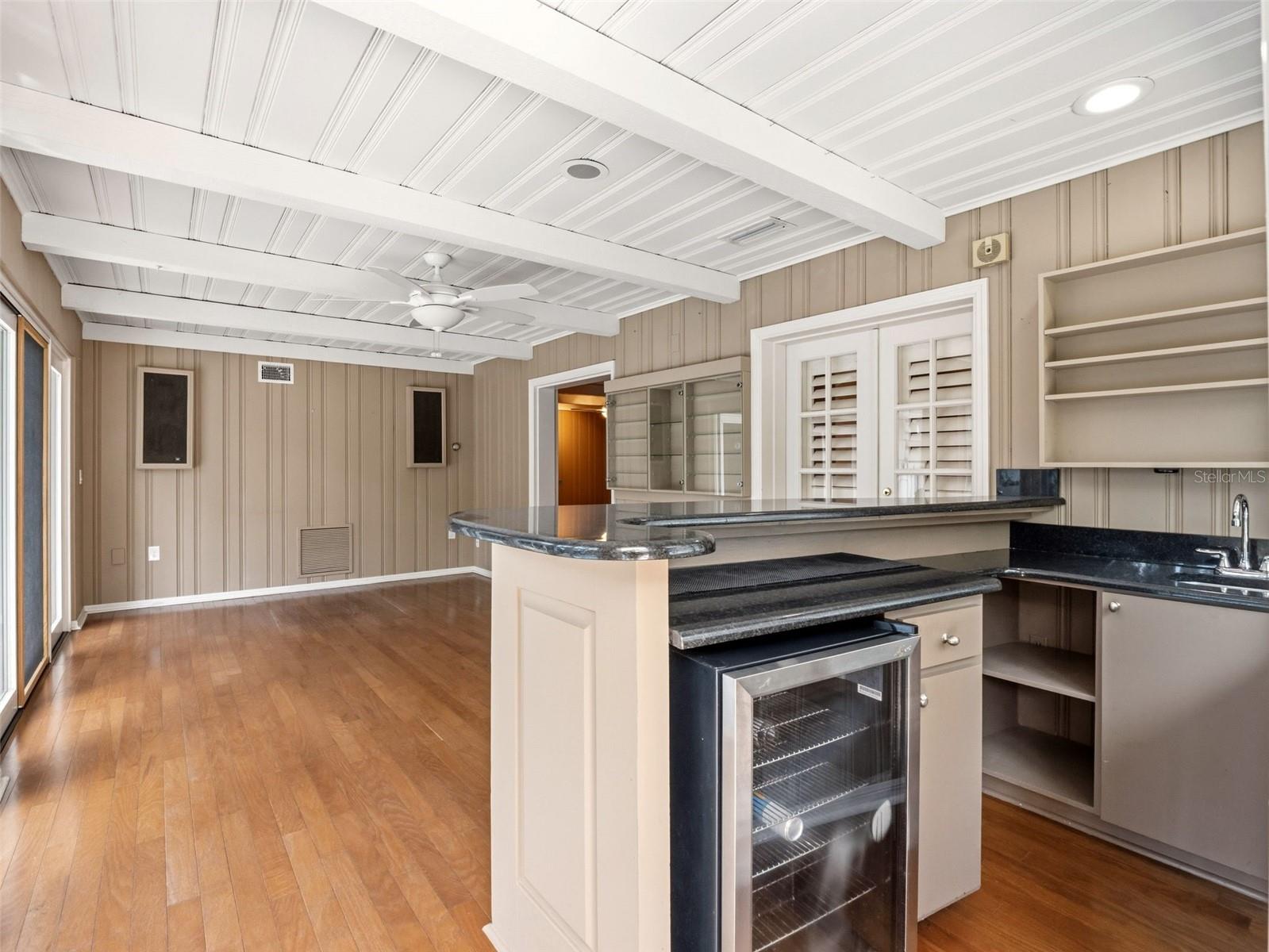 SOUTHERN OAKS - Residential