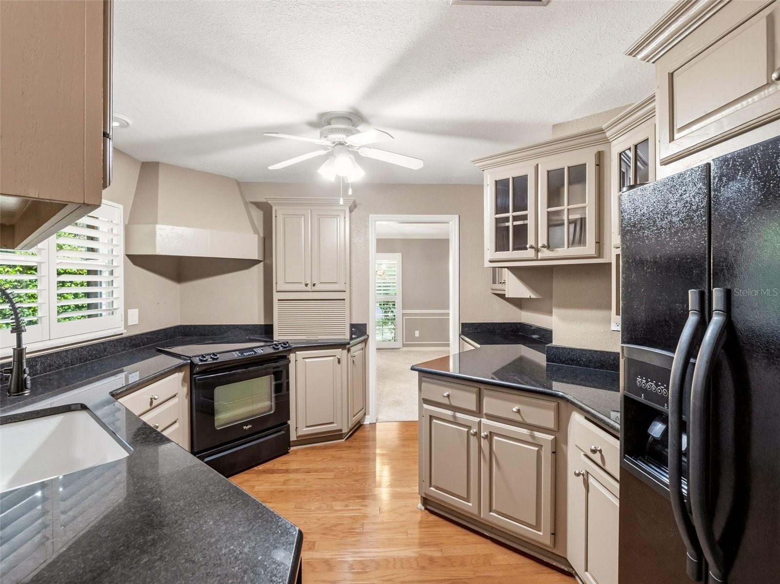 SOUTHERN OAKS - Residential