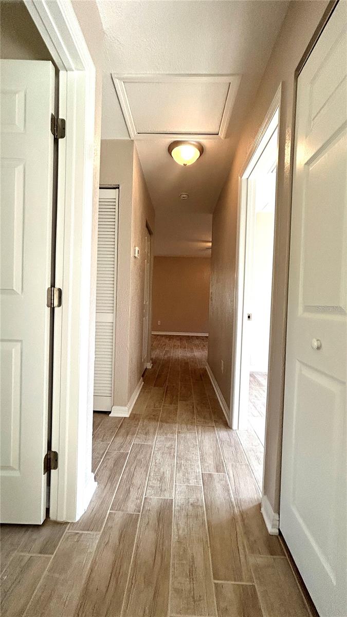 HIGHLAND COURT MANOR - Residential Lease