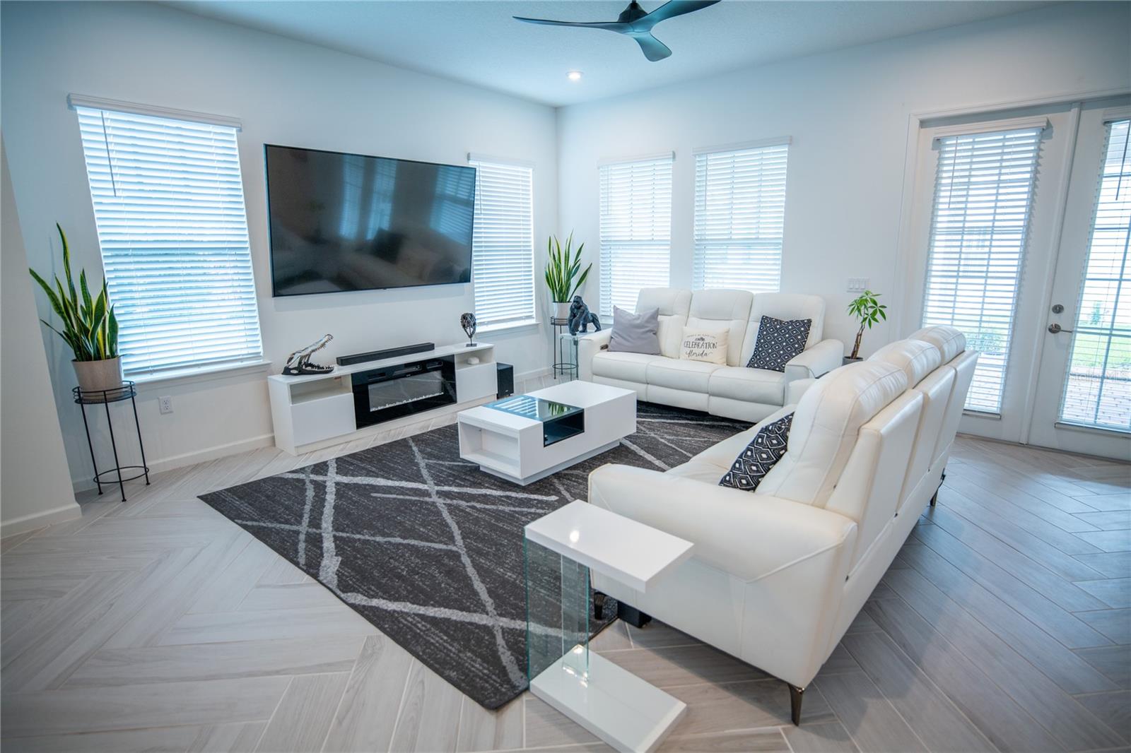 CELEBRATION ISLAND VILLAGE PH 1B - Residential