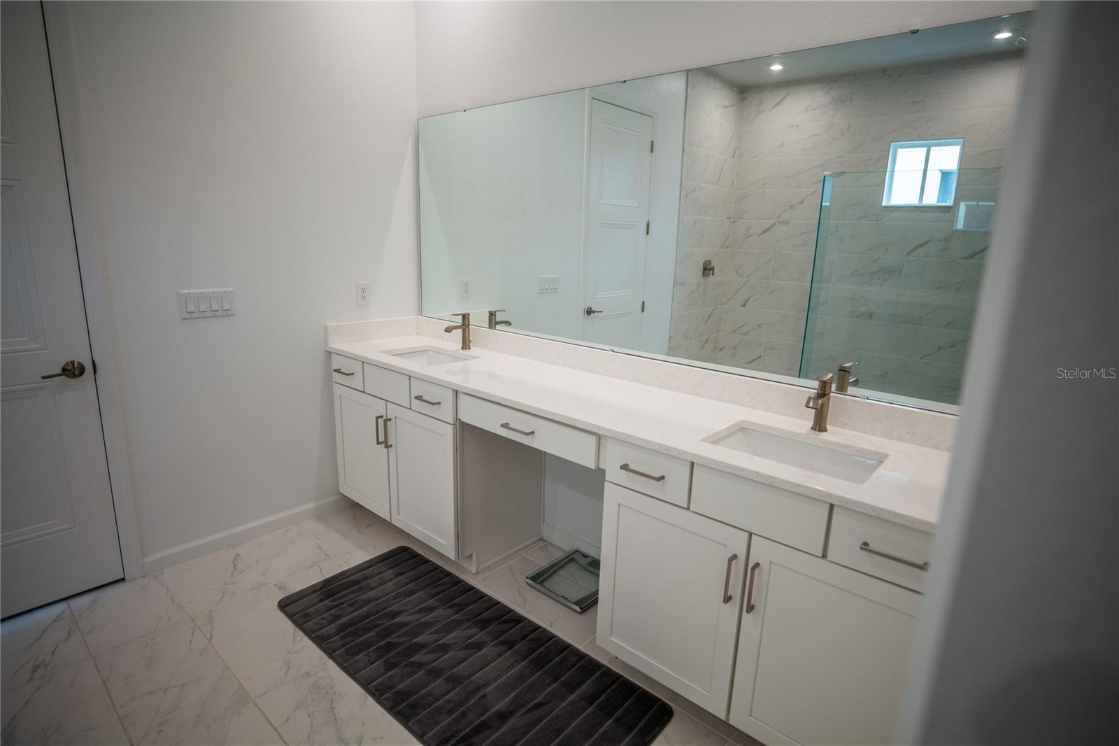 CELEBRATION ISLAND VILLAGE PH 1B - Residential