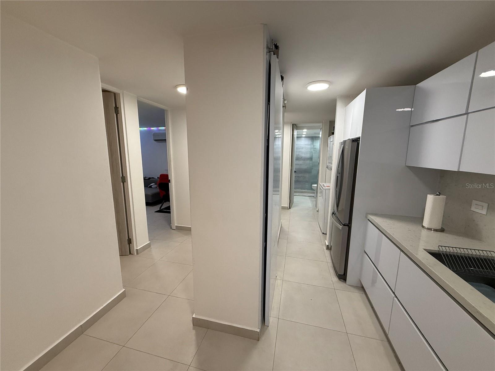 JARDINES DE MONTEHIEDRA - Residential Lease