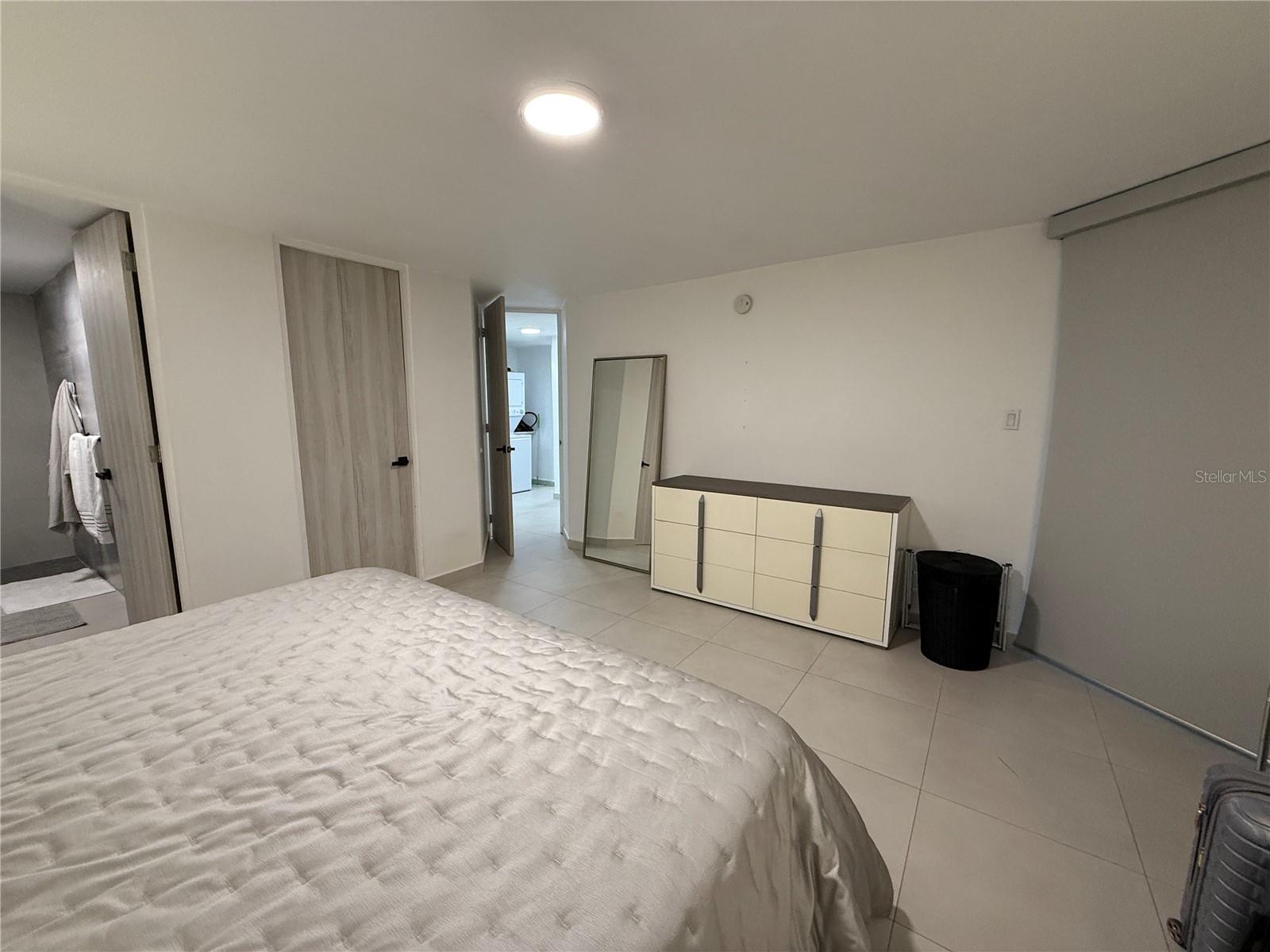 JARDINES DE MONTEHIEDRA - Residential Lease