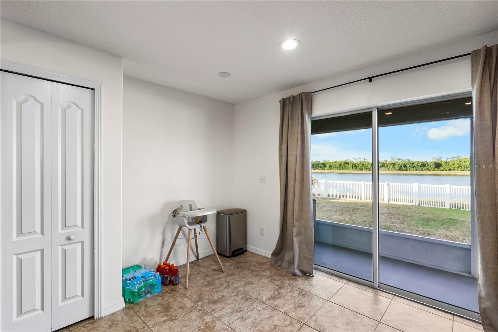 BAHIA LAKES PH 1 - Residential Lease