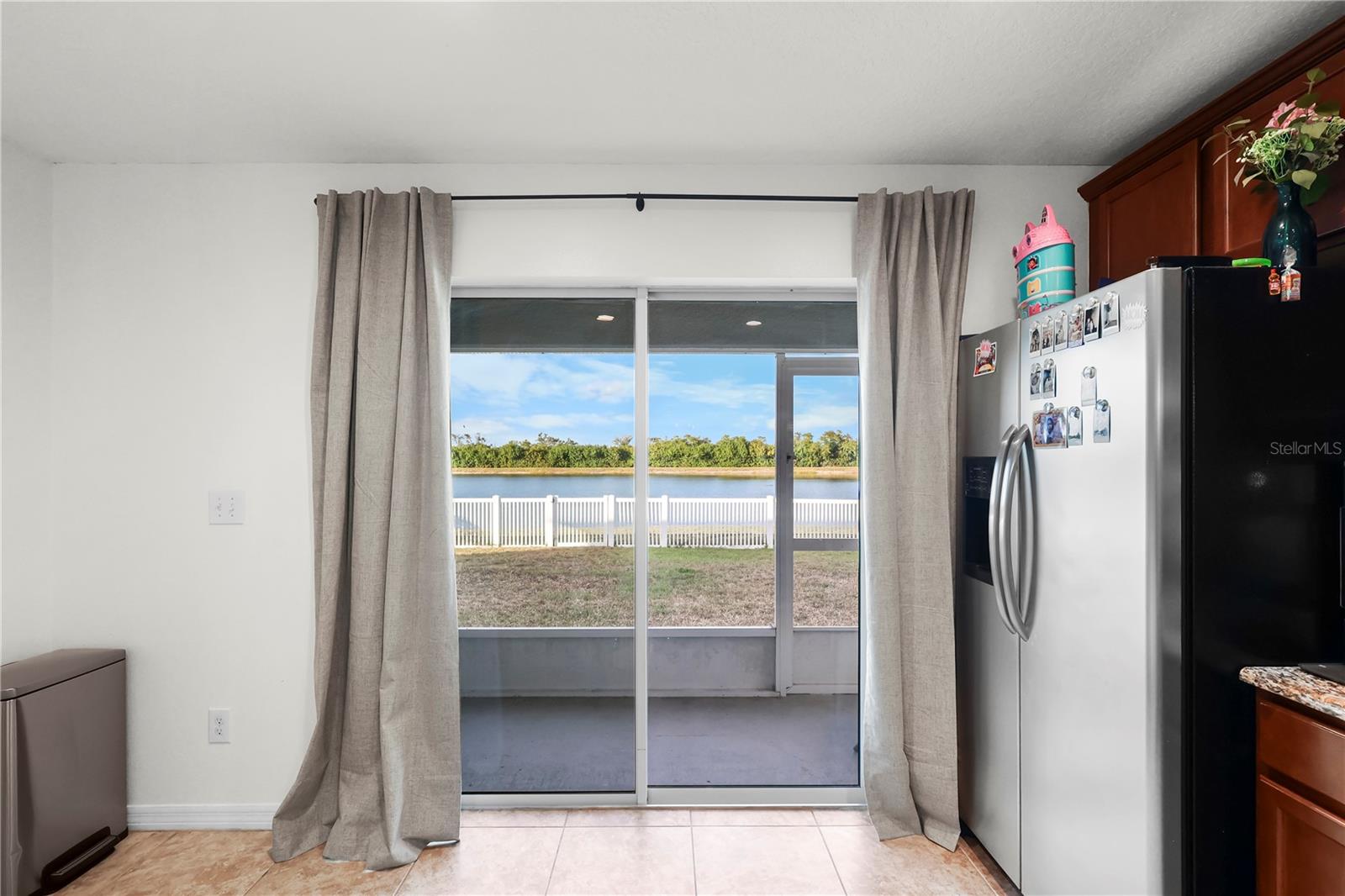 BAHIA LAKES PH 1 - Residential Lease