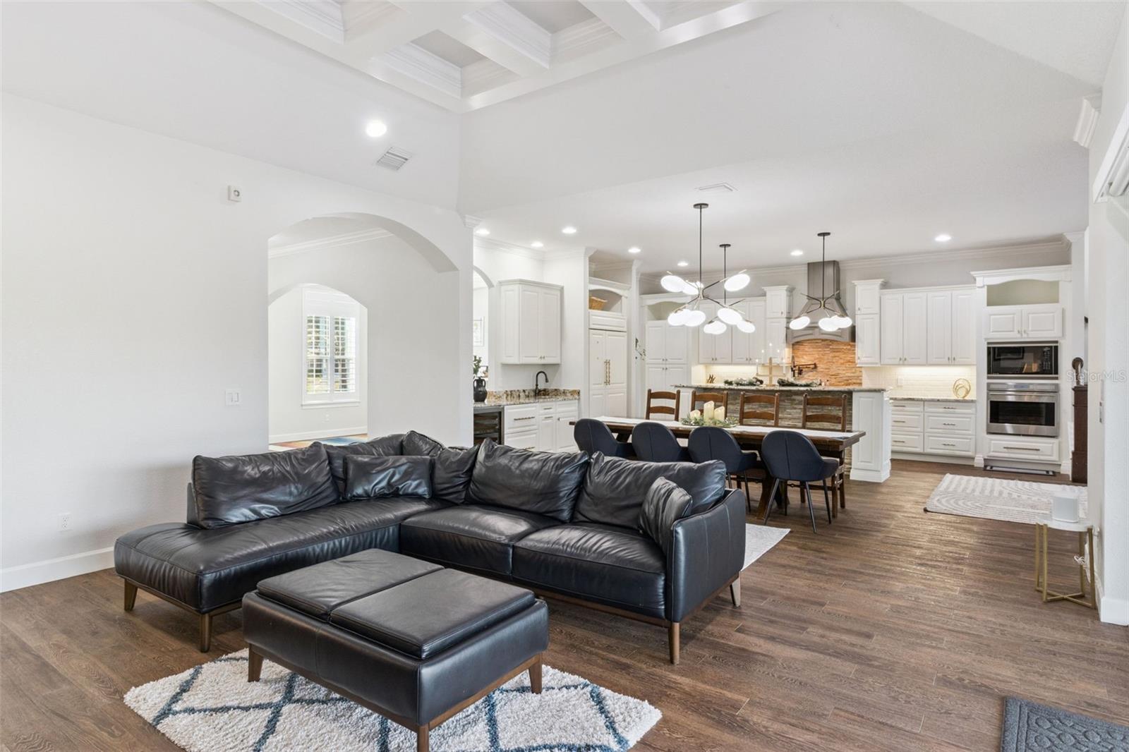 AVALON PARK VILLAGE 06 - Residential