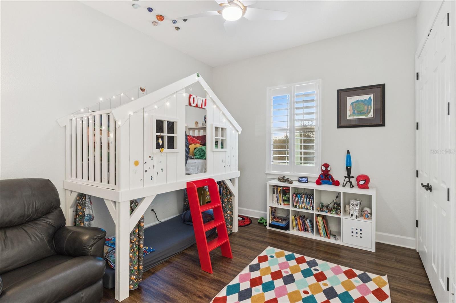 AVALON PARK VILLAGE 06 - Residential