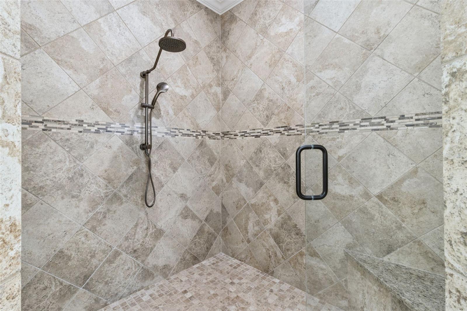 AVALON PARK VILLAGE 06 - Residential