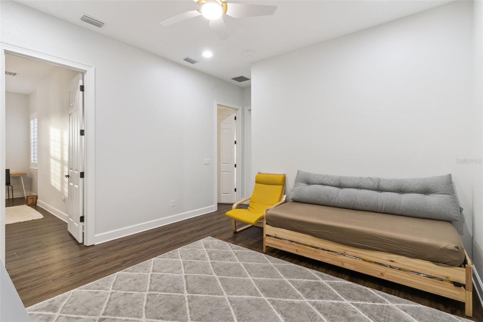 AVALON PARK VILLAGE 06 - Residential