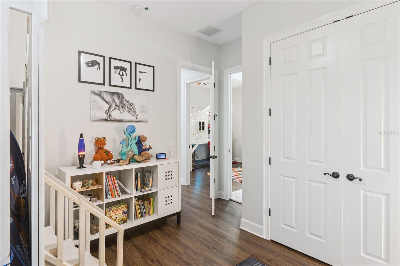 AVALON PARK VILLAGE 06 - Residential