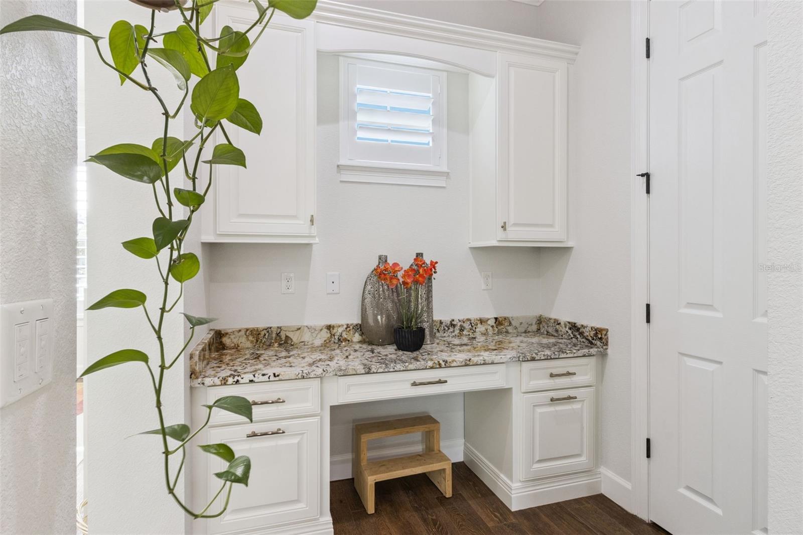 AVALON PARK VILLAGE 06 - Residential