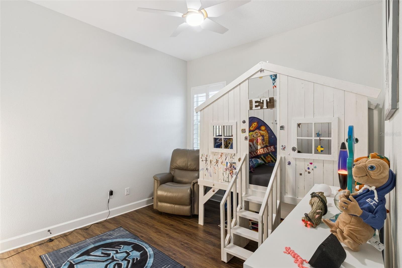 AVALON PARK VILLAGE 06 - Residential