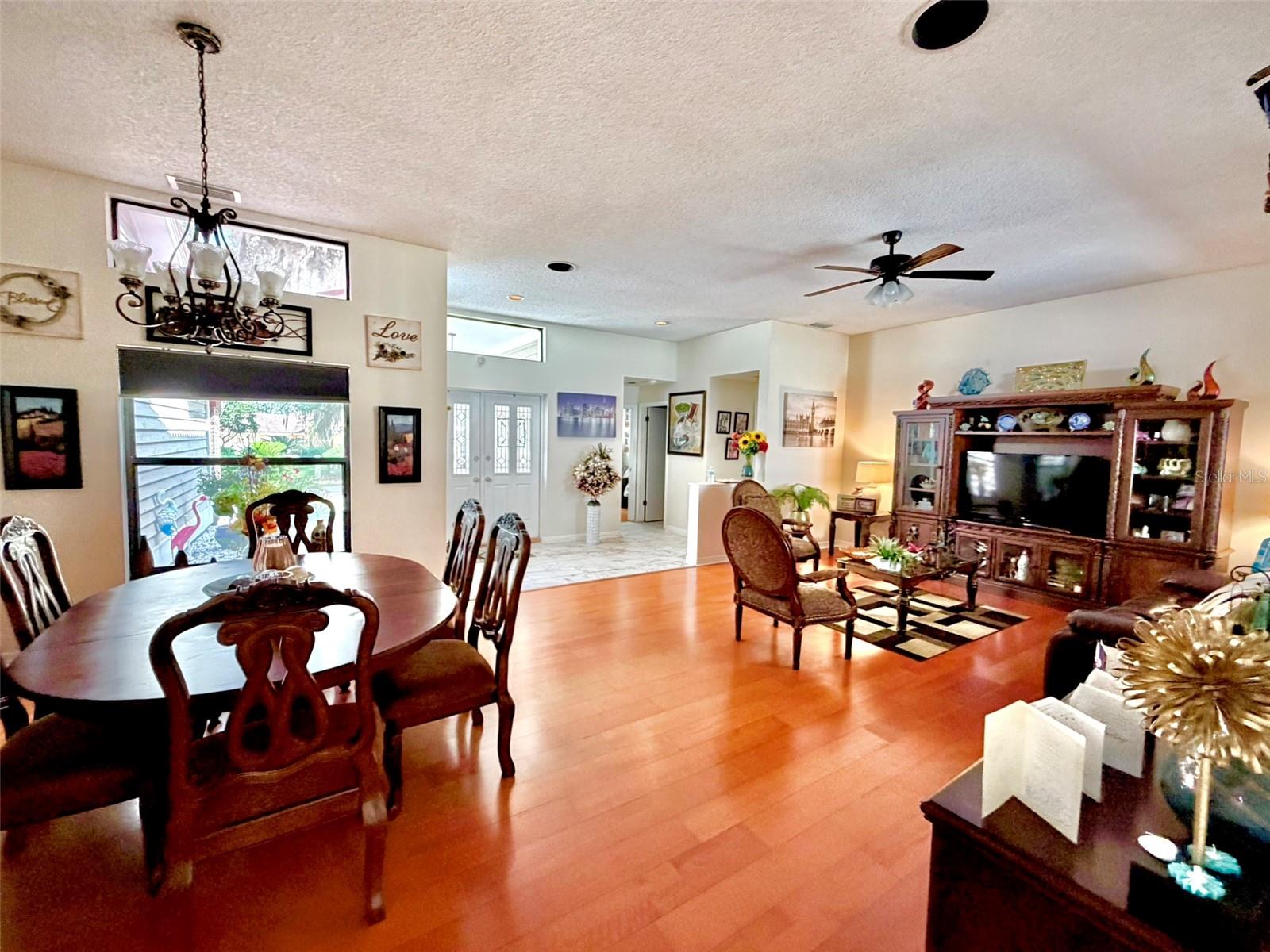 FAIRWAY VILLAGE PINEBARK SUB - Residential