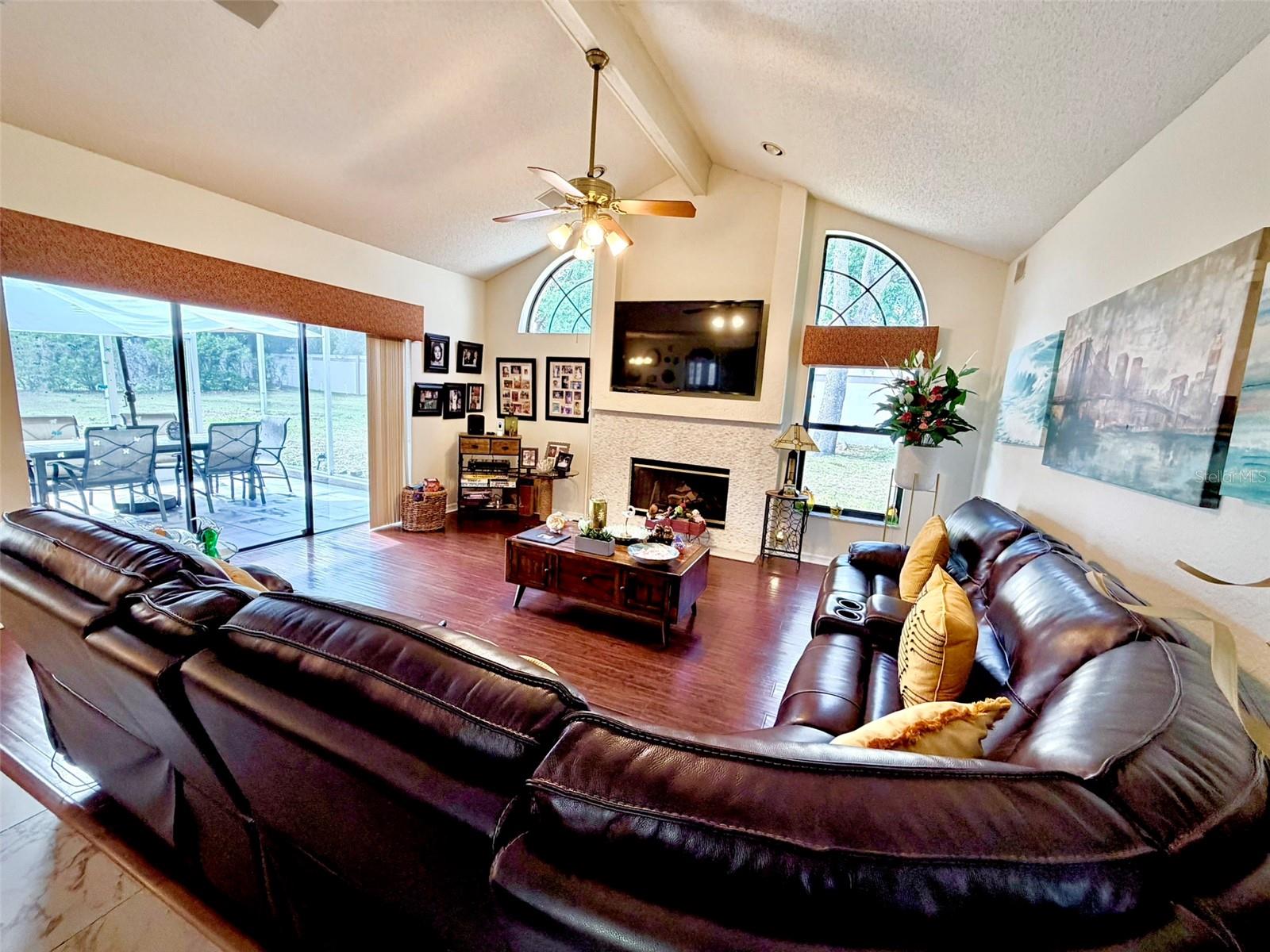 FAIRWAY VILLAGE PINEBARK SUB - Residential
