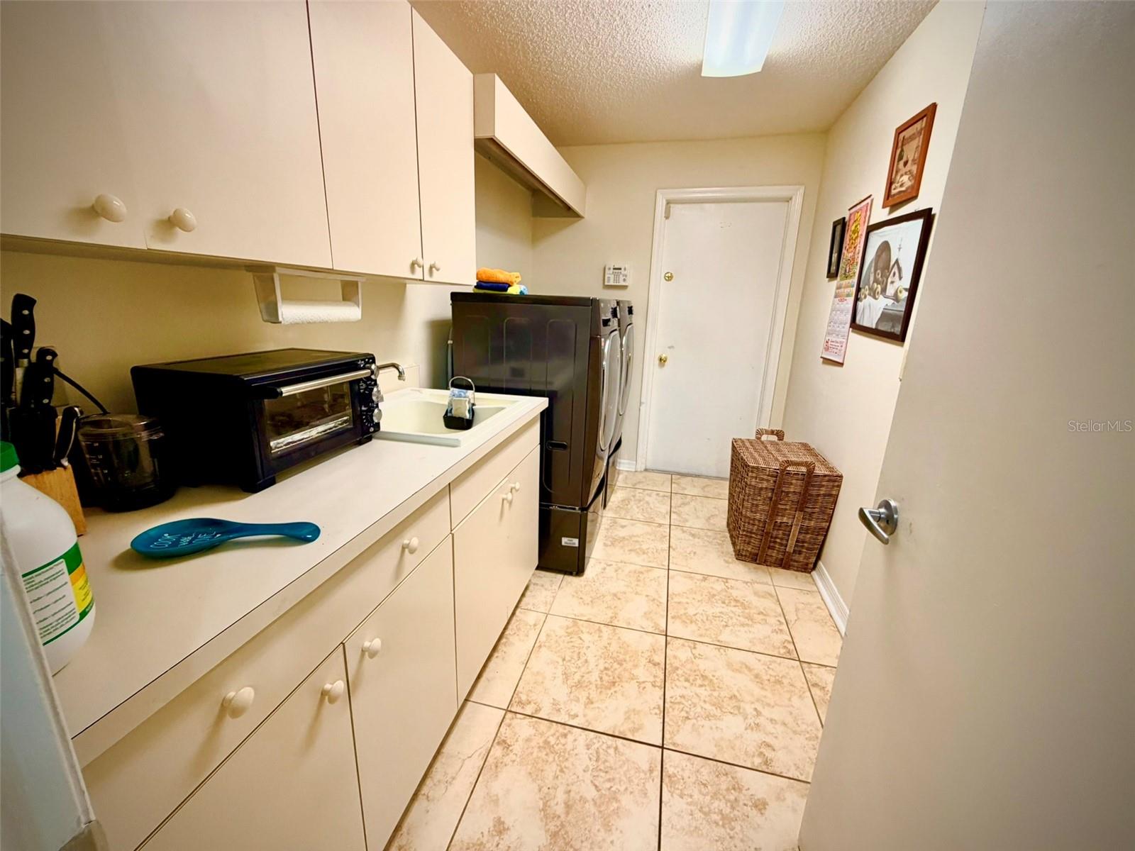 FAIRWAY VILLAGE PINEBARK SUB - Residential
